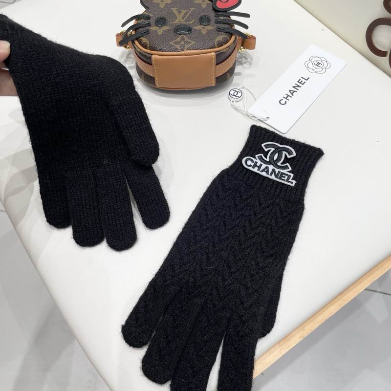 Chanel Gloves 48 (10)