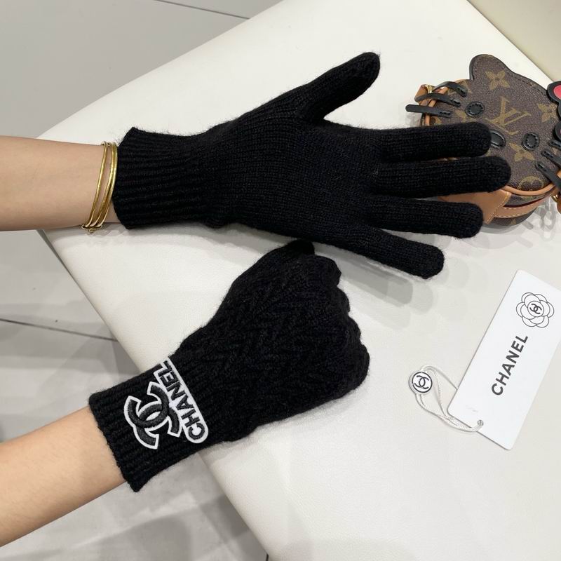 Chanel Gloves 48 (15)
