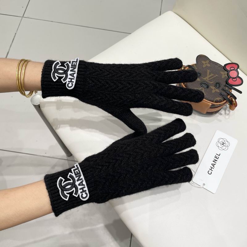 Chanel Gloves 48 (17)