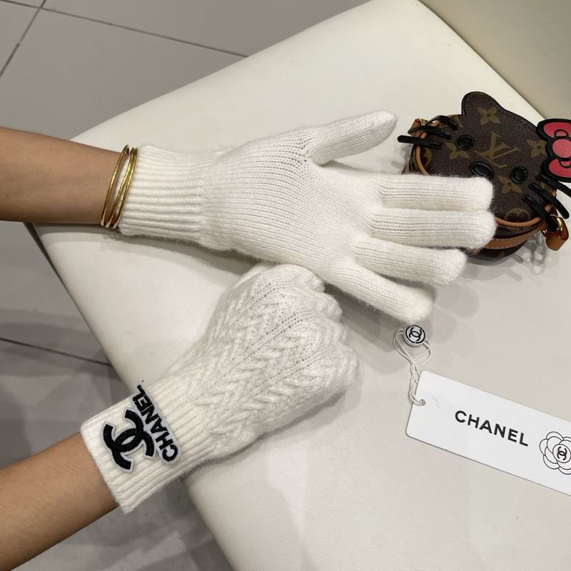 Chanel Gloves 48 (27)