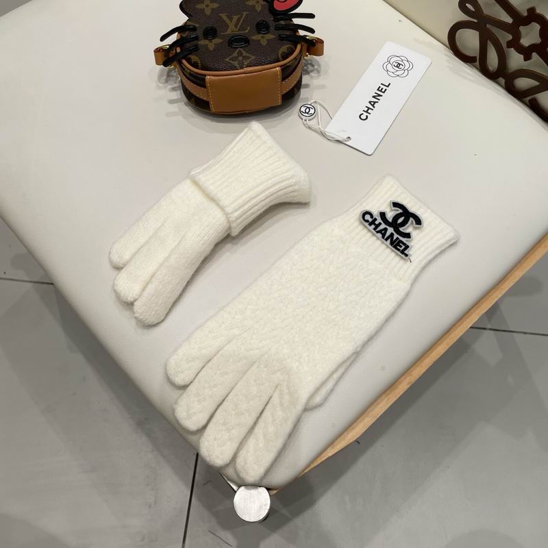 Chanel Gloves 48 (33)