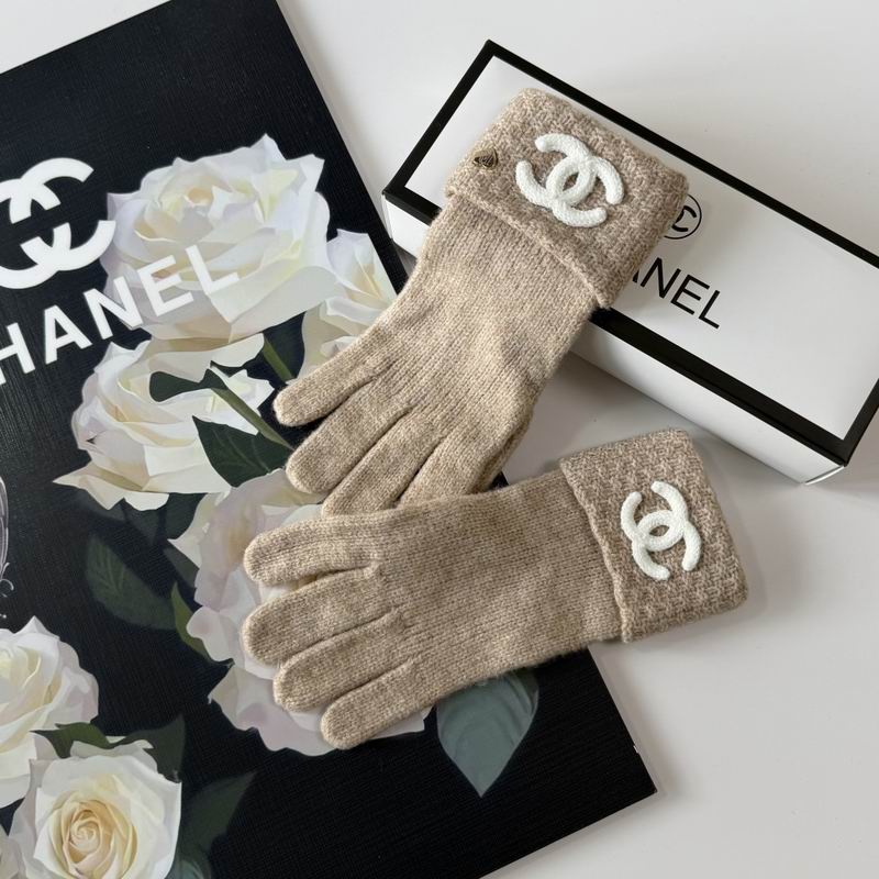 Chanel Gloves 52 (13)