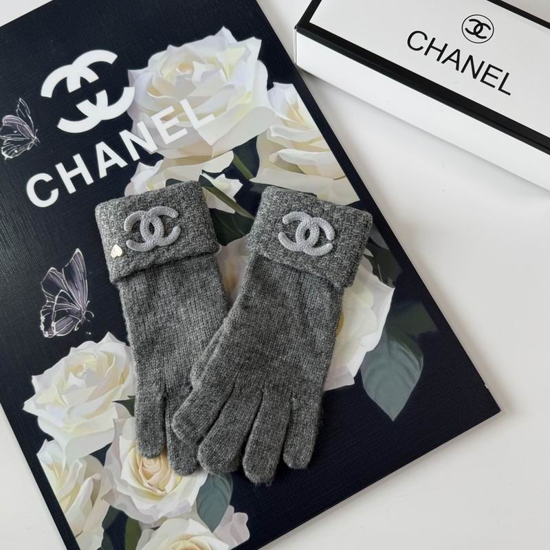 Chanel Gloves 52 (24)