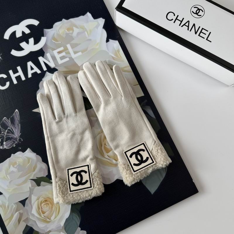 Chanel Gloves 56 (27)