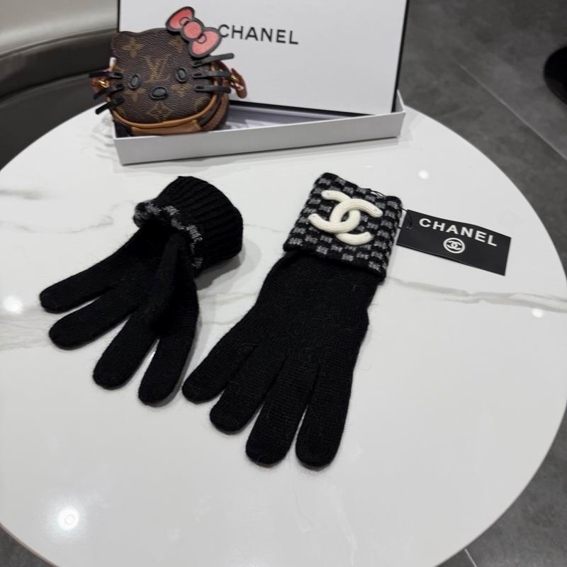 Chanel Gloves 59 (24)