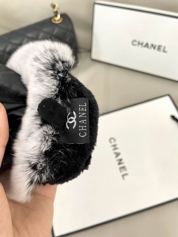 Chanel Gloves 65 (7)