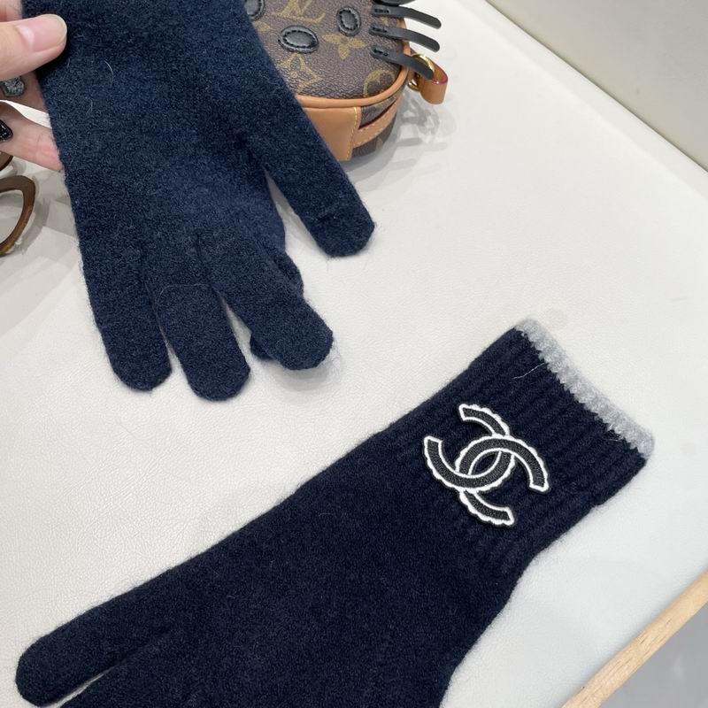Chanel Gloves 68 (19)