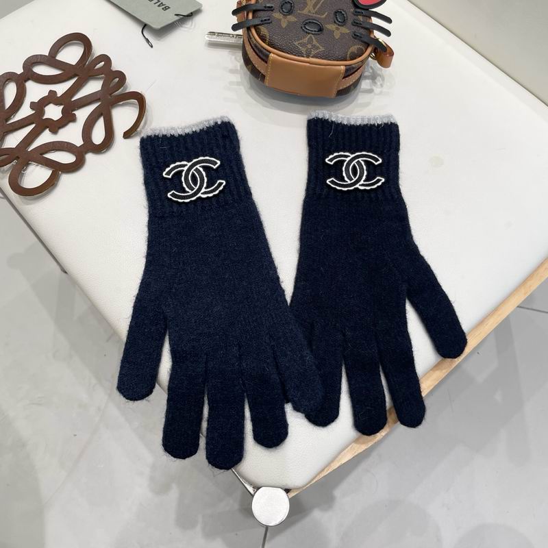 Chanel Gloves 68 (22)