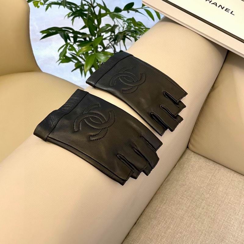 Chanel Gloves L 57 (10)