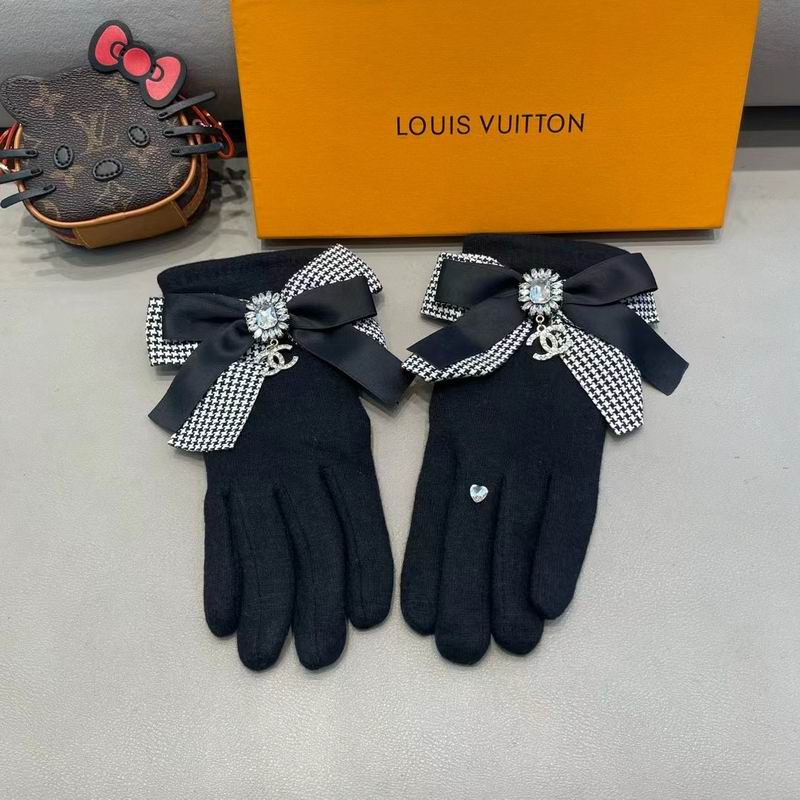 Chanel Gloves M L 07 (9)
