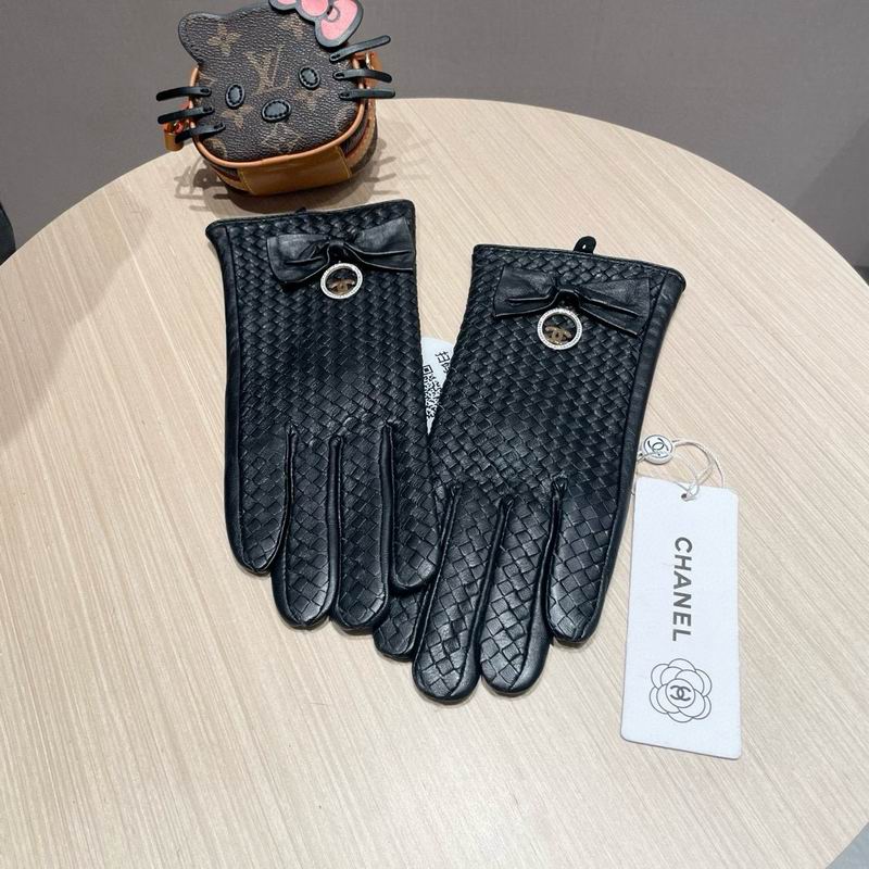 Chanel Gloves M L 33 (2)