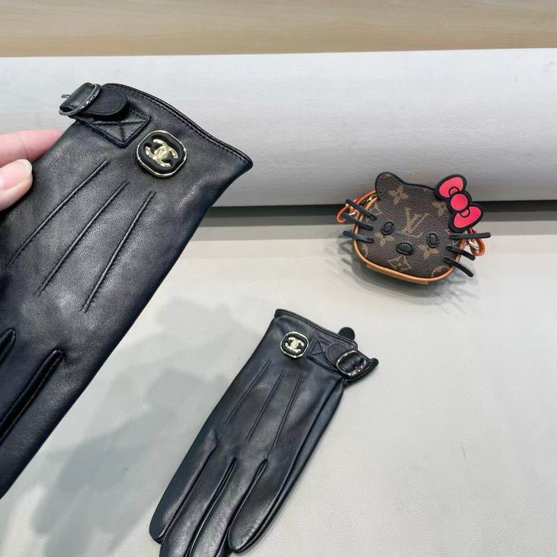 Chanel Gloves M L 67 (9)