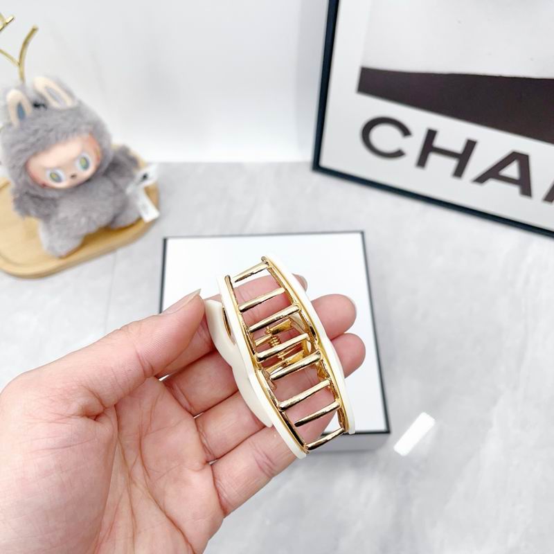 Chanel Hair Grab Clip dx (17)