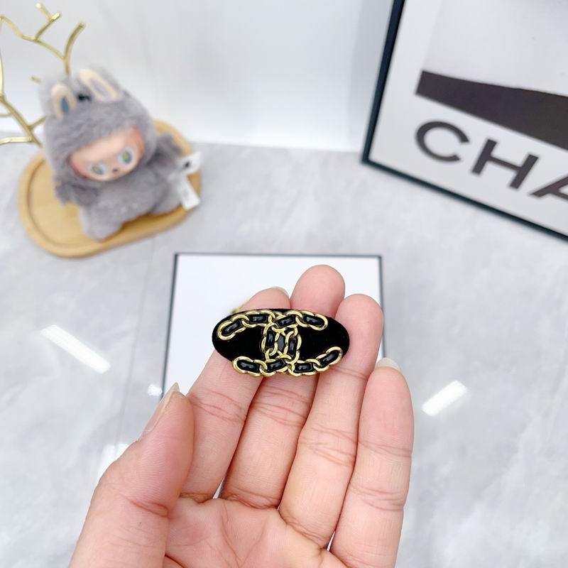 Chanel Hairpin dx (1)