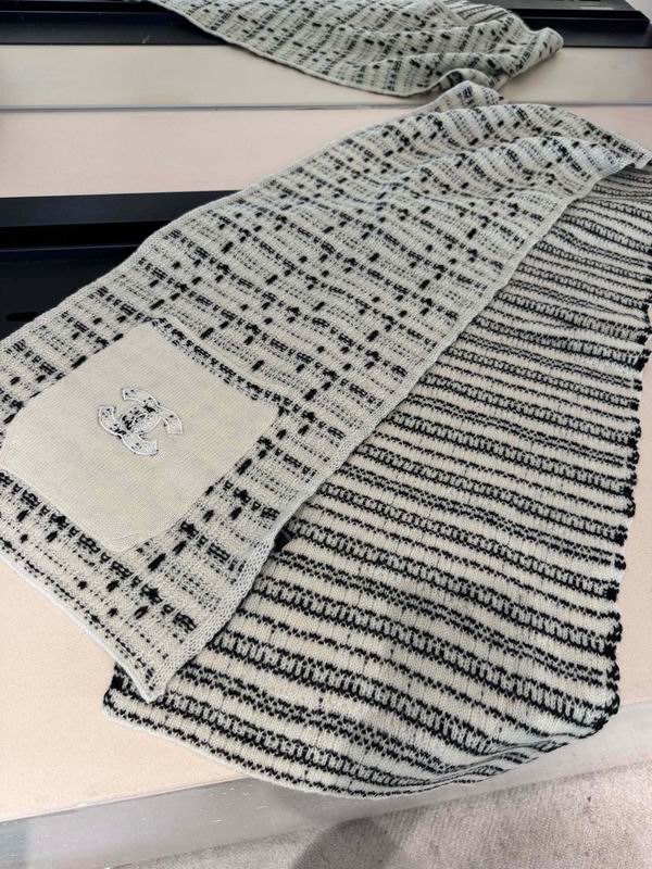 Chanel Scarf 30X180cm E07 (6)