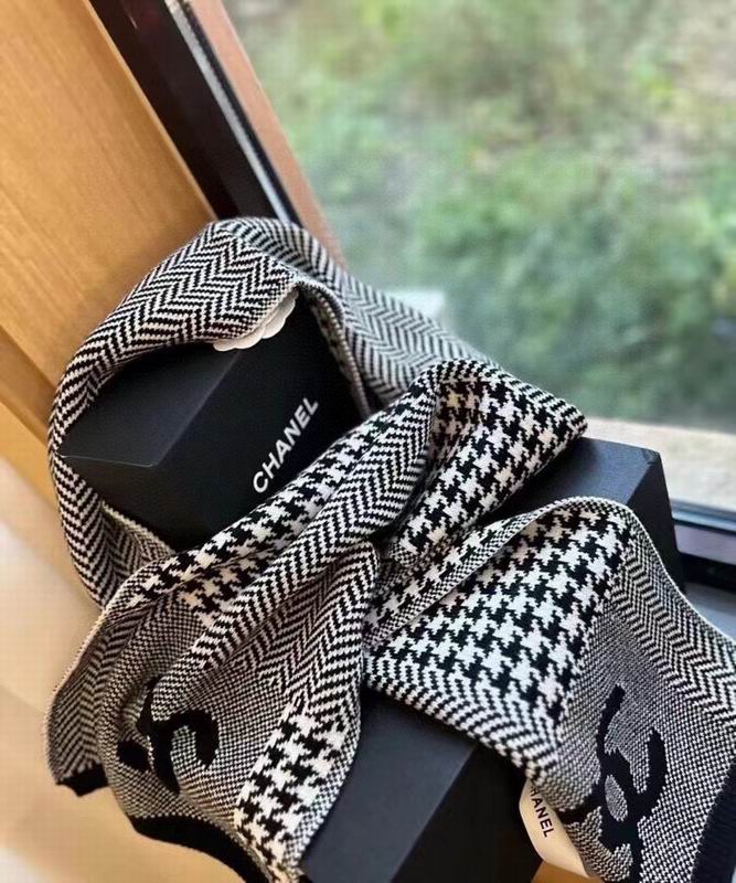 Chanel Scarf 38X190cm E14 (1)