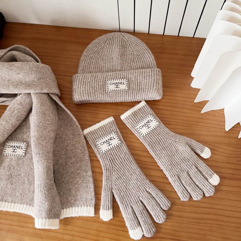 Chanel Scarf Hat Gloves (160)