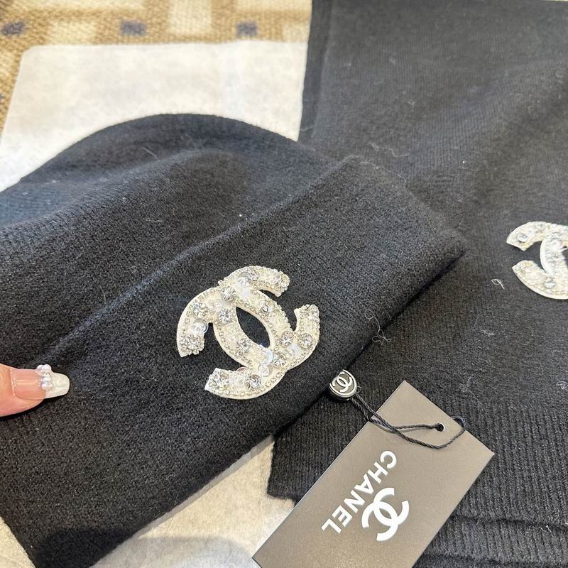 Chanel Scarf Hat gloves (14)