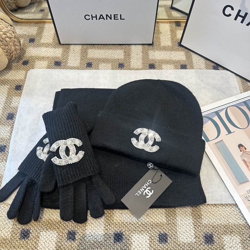 Chanel Scarf Hat gloves (18)