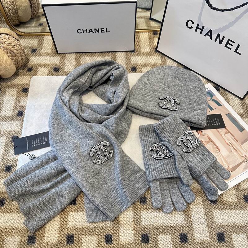 Chanel Scarf Hat gloves (2)