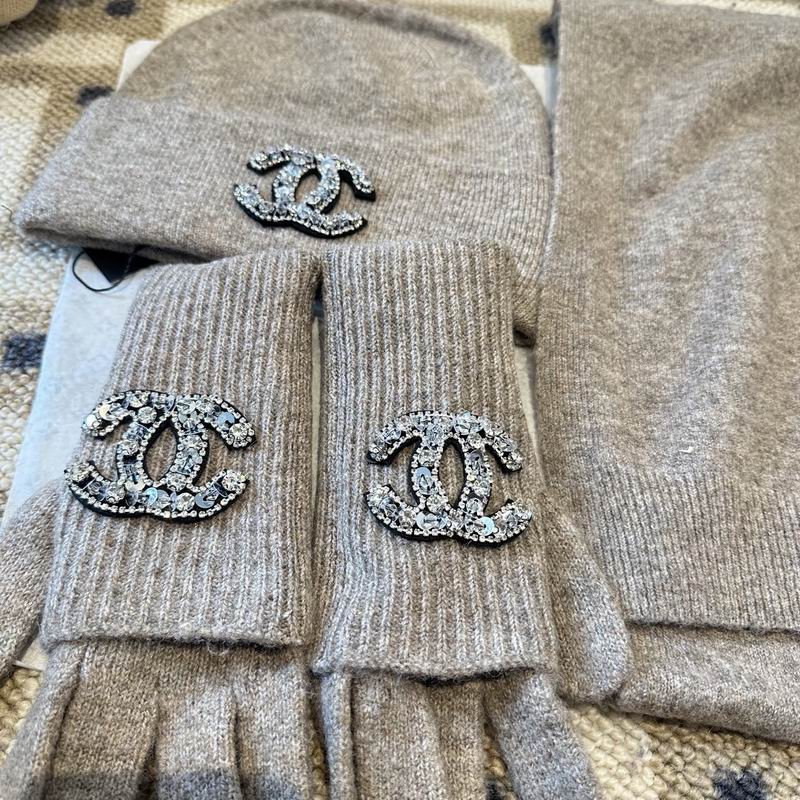 Chanel Scarf Hat gloves (34)