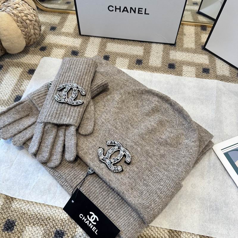 Chanel Scarf Hat gloves (36)