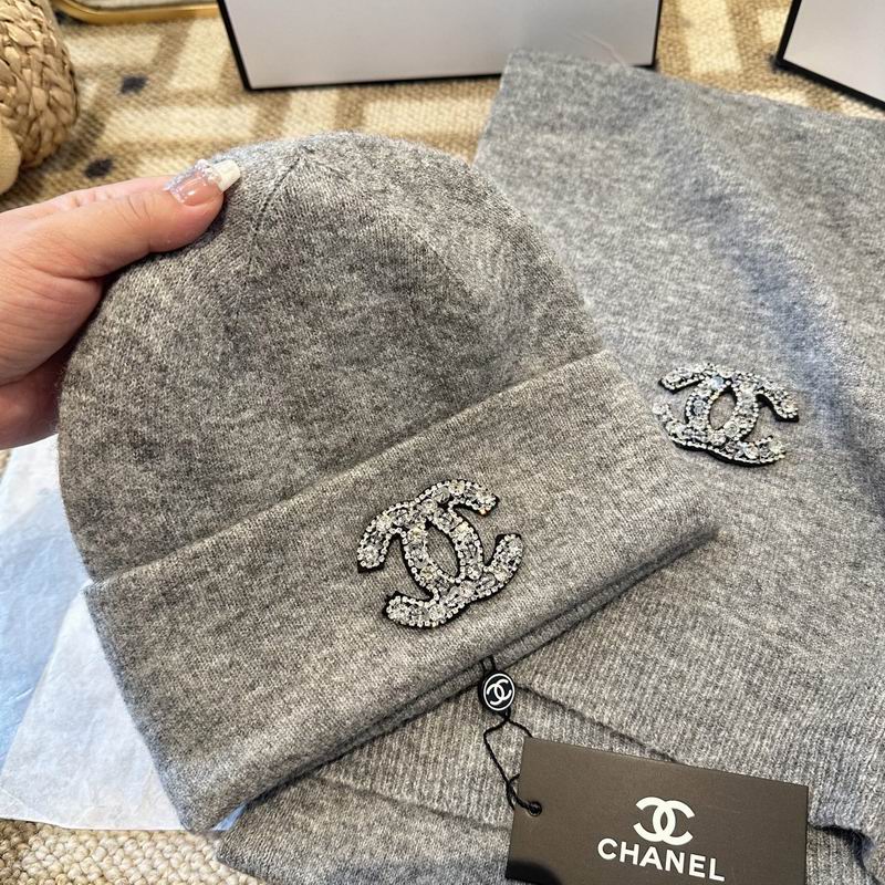 Chanel Scarf Hat gloves (5)