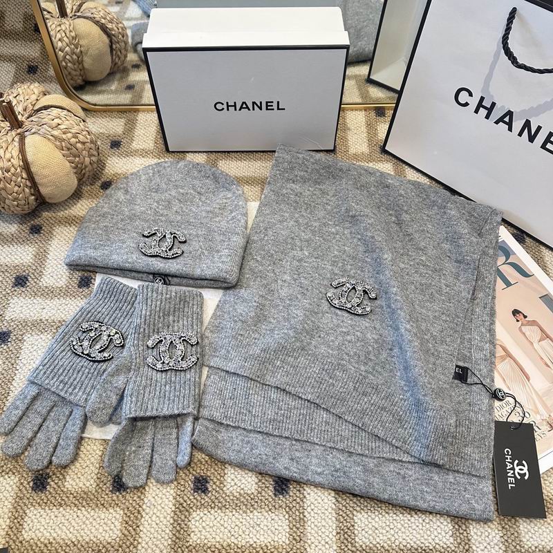Chanel Scarf Hat gloves (8)