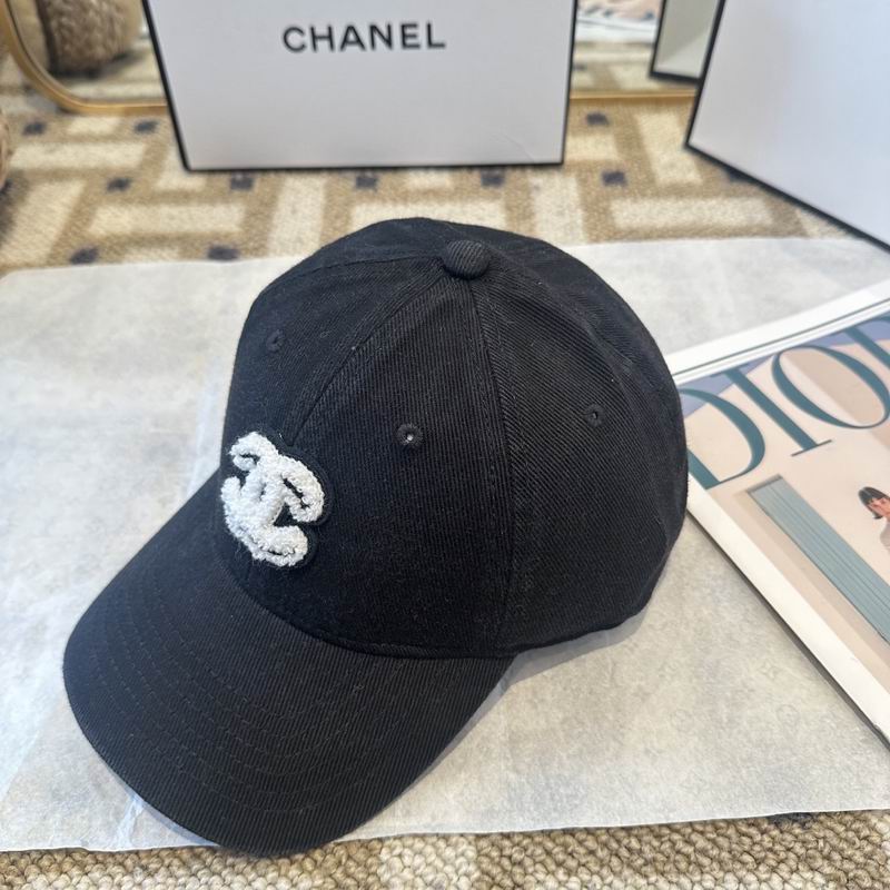 Chanel cap (103)