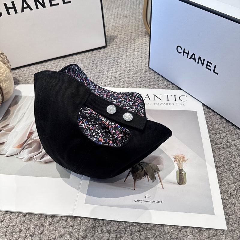 Chanel cap (1175)
