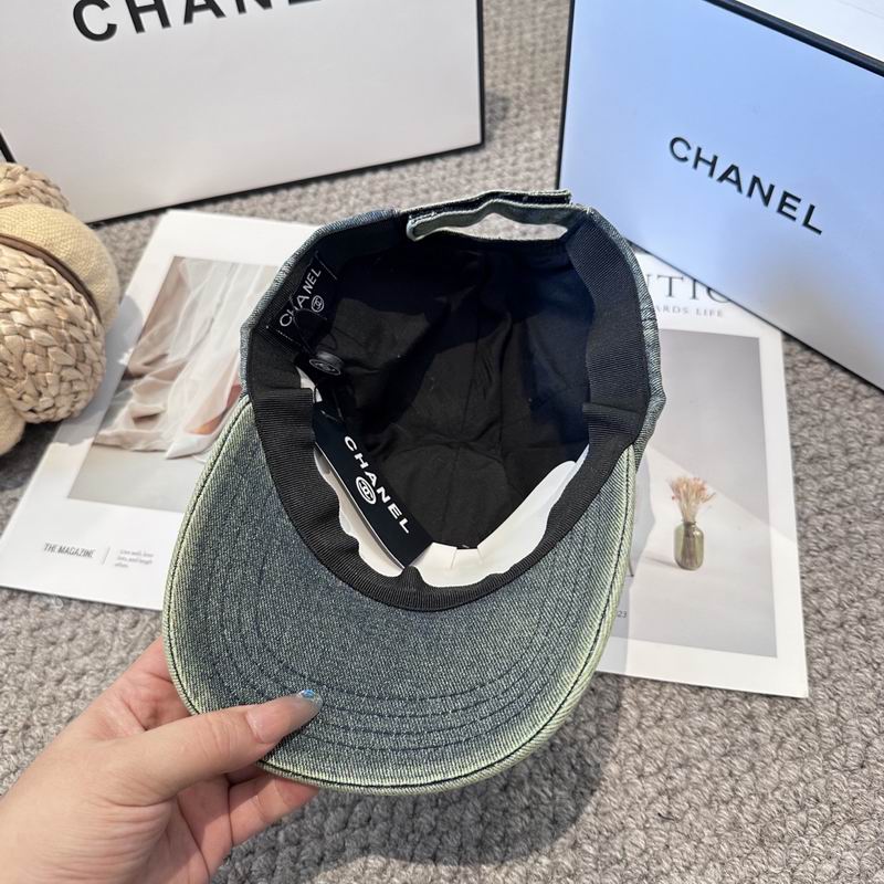 Chanel cap (1334)