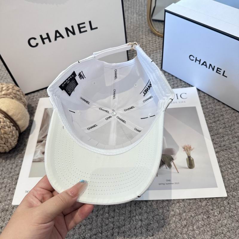 Chanel cap (1344)