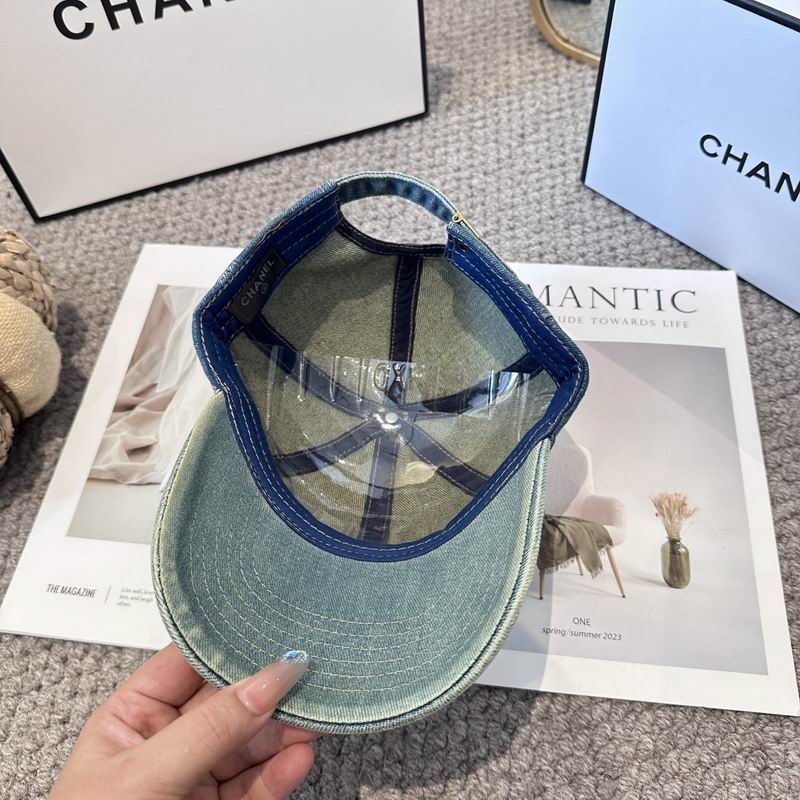 Chanel cap (1363)