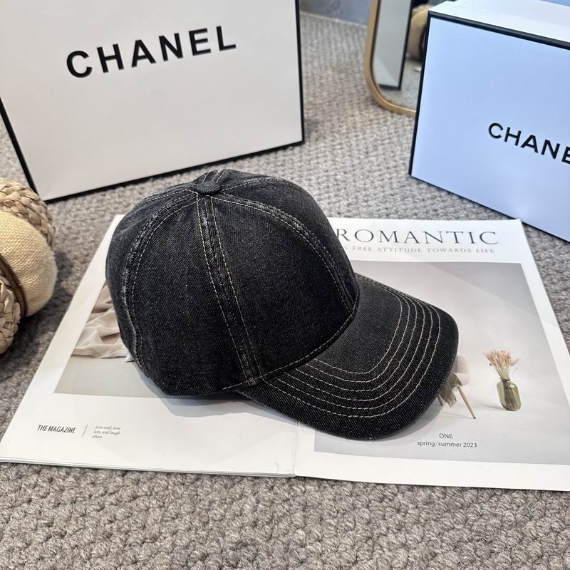 Chanel cap (1376)