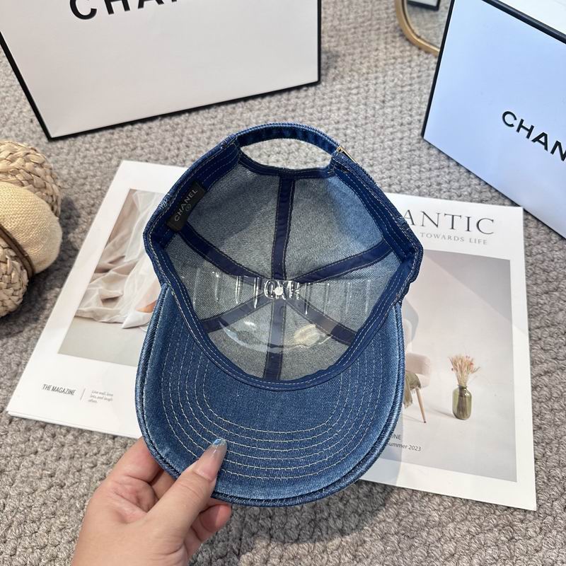 Chanel cap (1380)