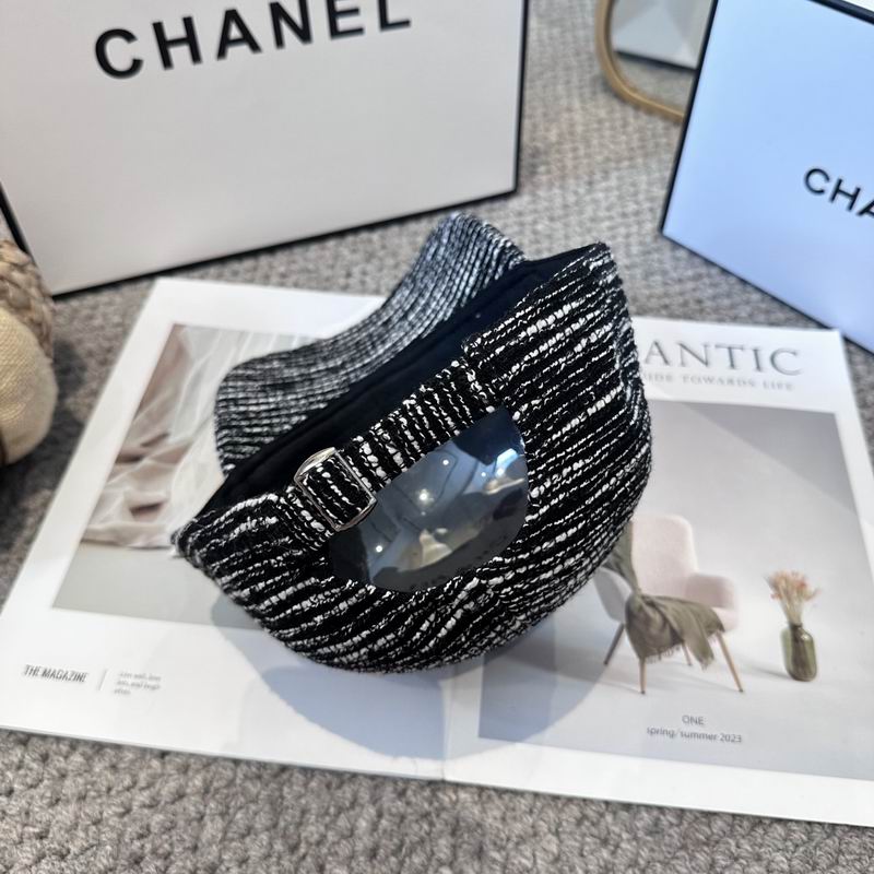 Chanel cap (1398)