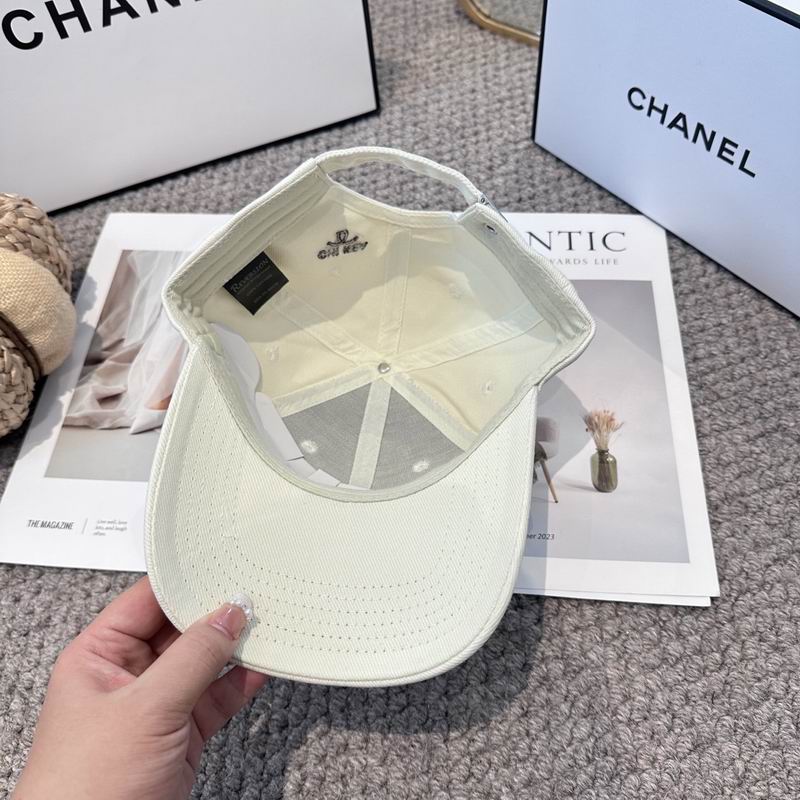 Chanel cap (1409)