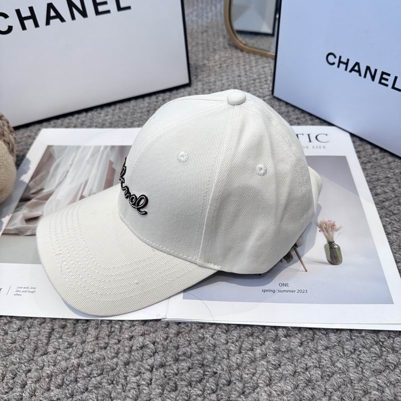 Chanel cap (1415)