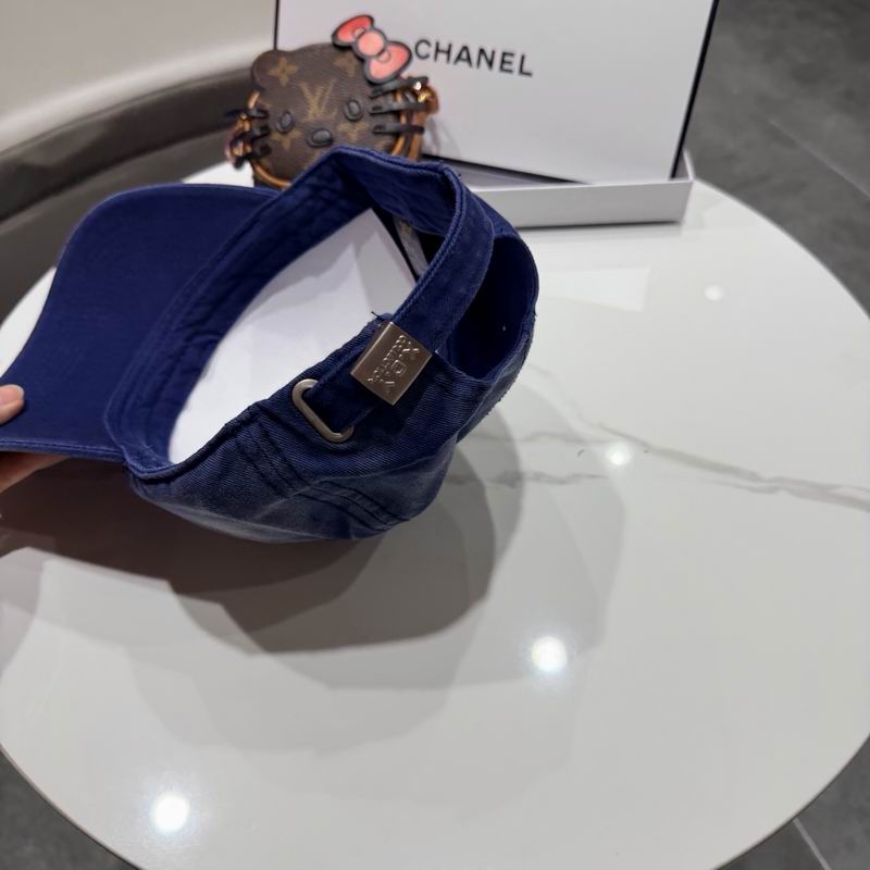 Chanel cap (1448)