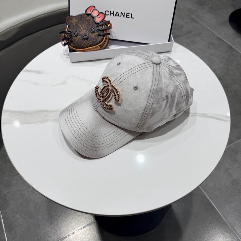 Chanel cap (1462)