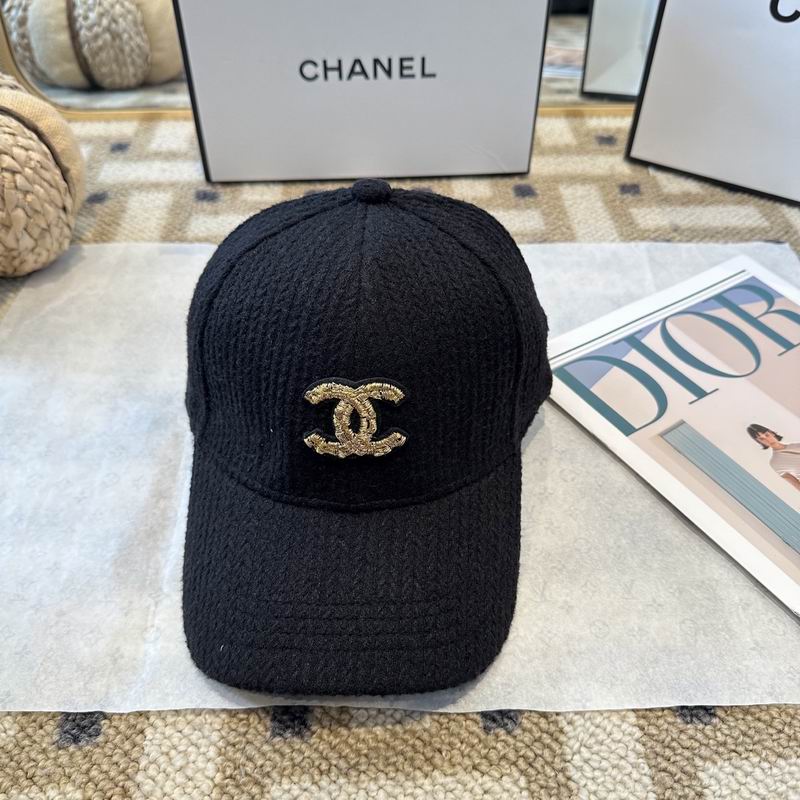 Chanel cap (160)