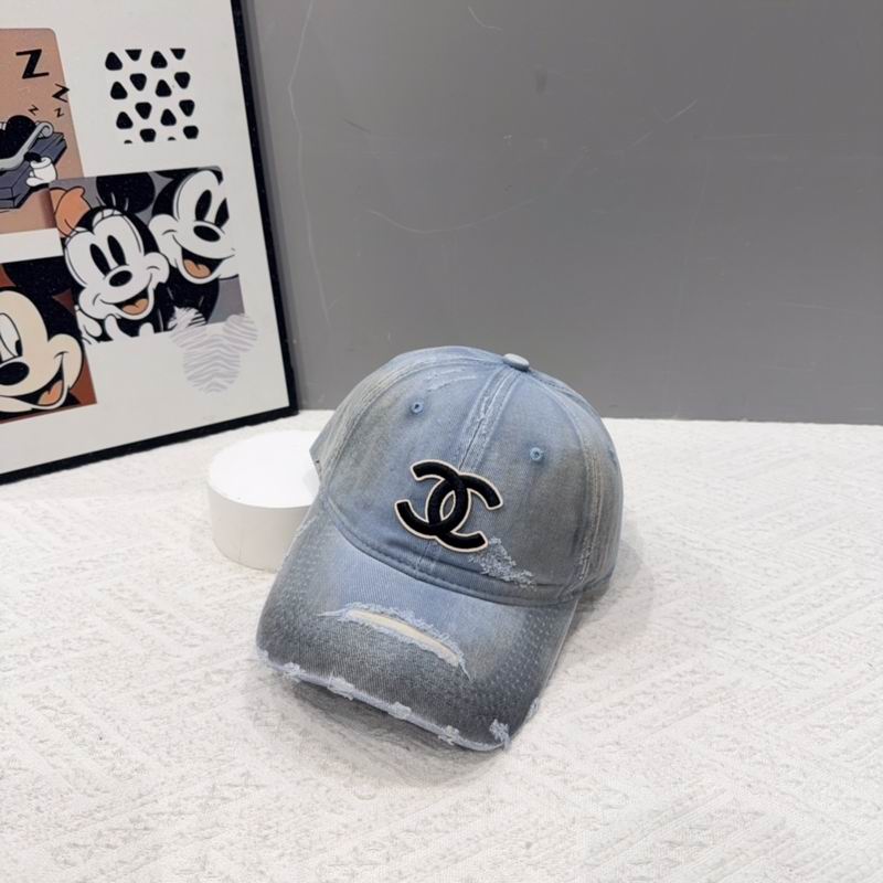Chanel cap (170)