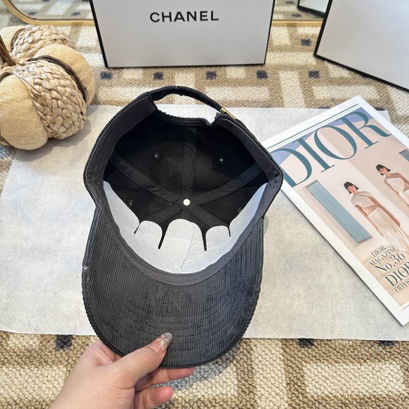 Chanel cap (181)