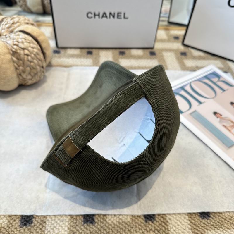 Chanel cap (189)