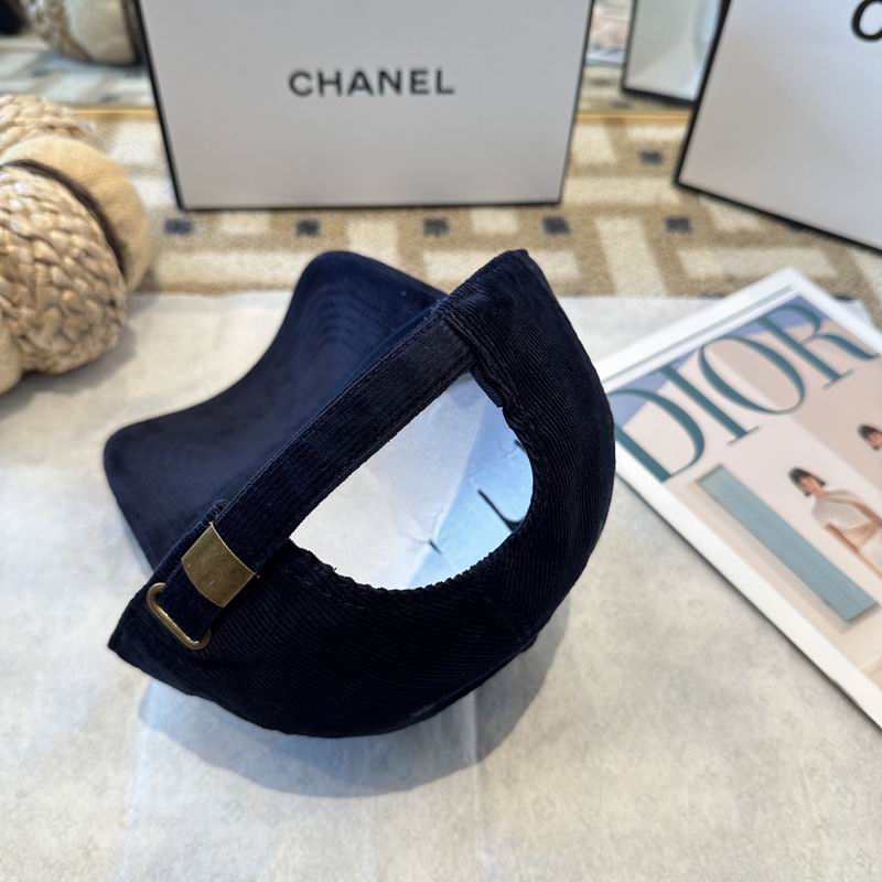 Chanel cap (198)