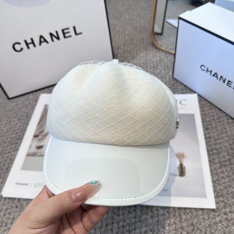 Chanel cap (203)