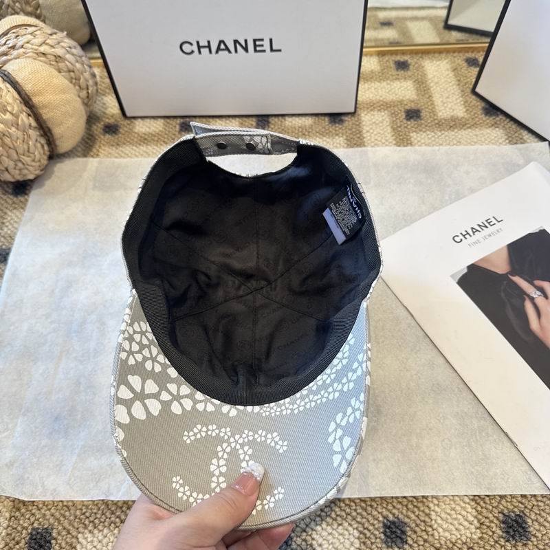 Chanel cap (393)