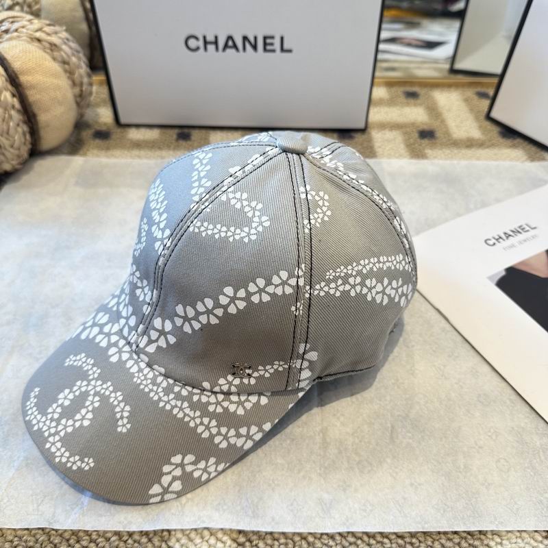 Chanel cap (399)