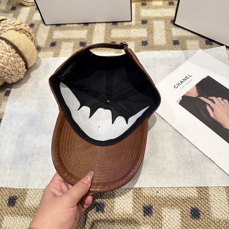 Chanel cap (411)
