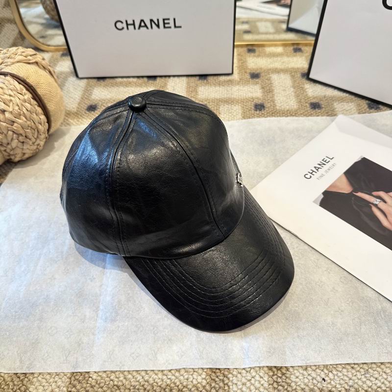 Chanel cap (444)